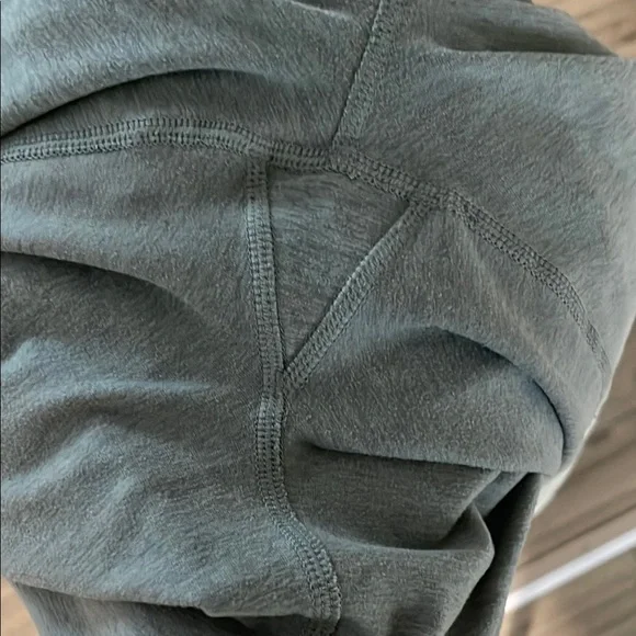 Vuori Blue Leggings - Picture 4 of 4